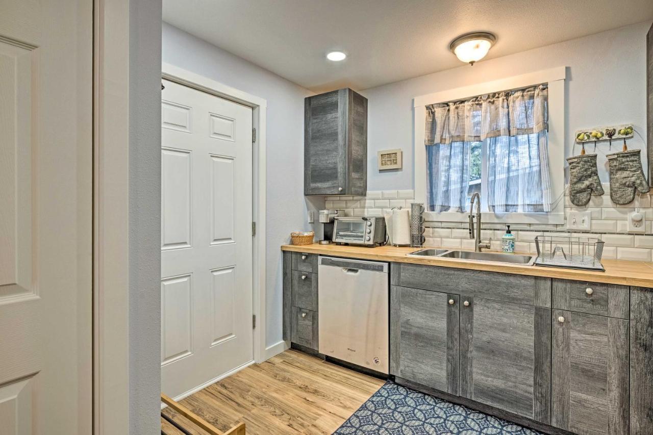 Duplex With Shared Yard - Near Long Beach! المظهر الخارجي الصورة