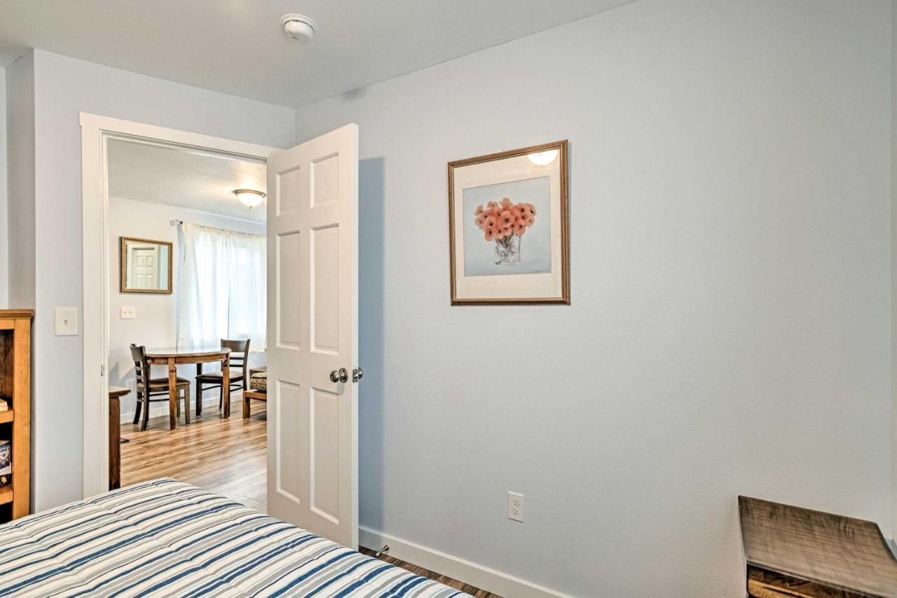 Duplex With Shared Yard - Near Long Beach! المظهر الخارجي الصورة